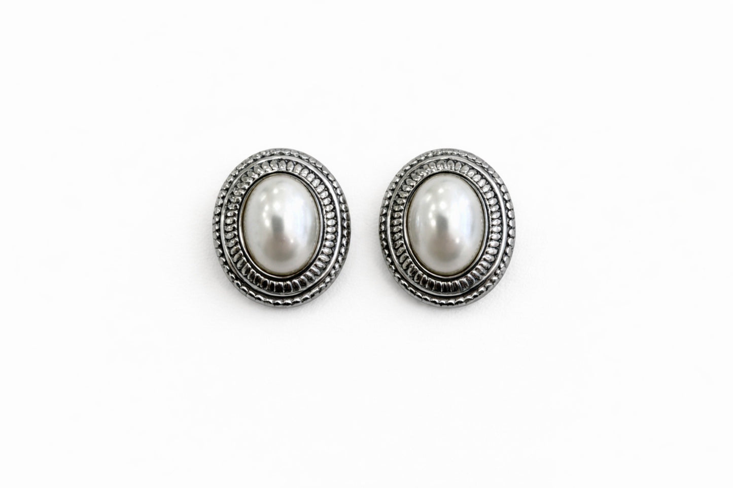 Irida Clips Earrings