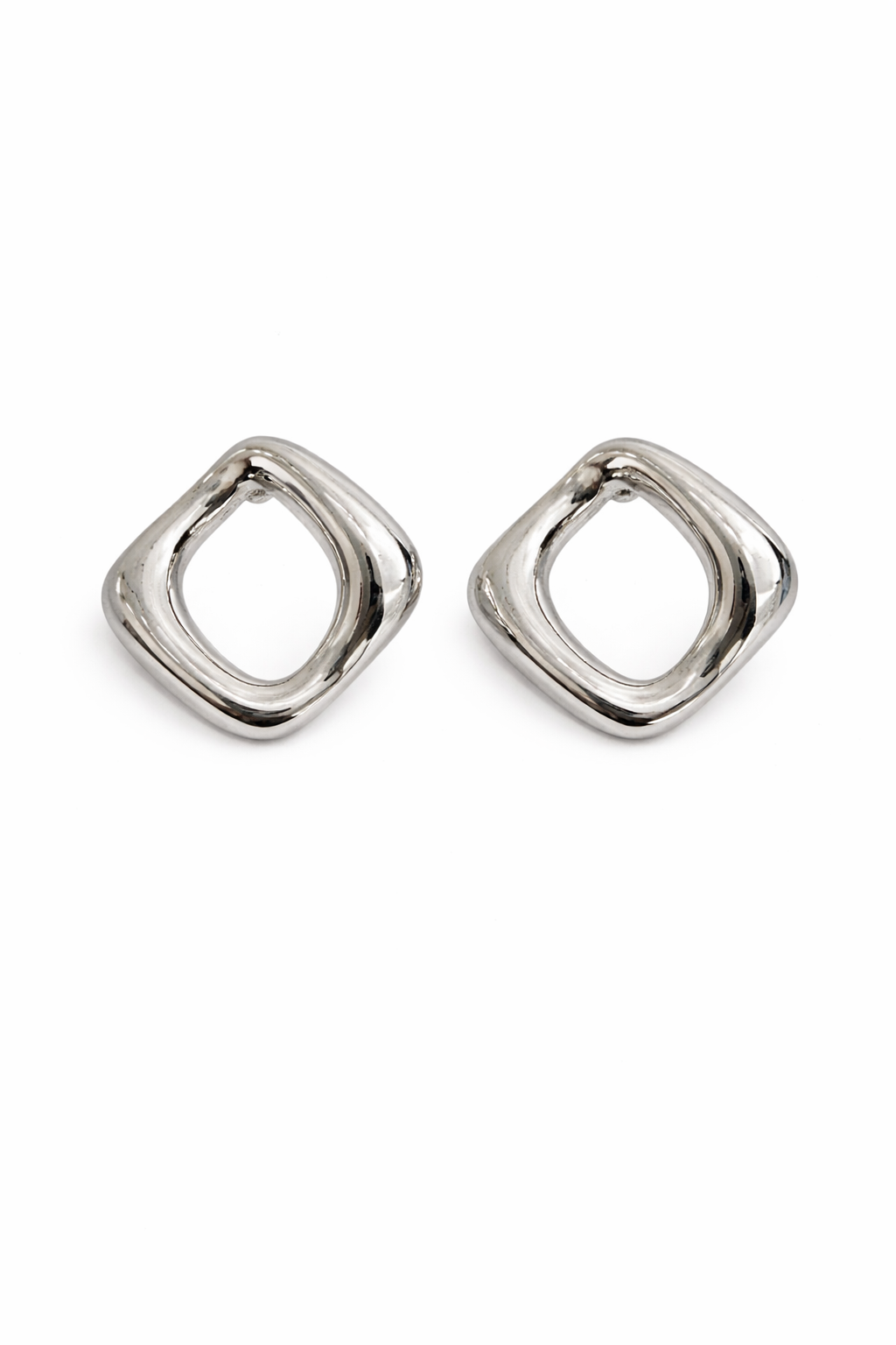 Eterna Earrings