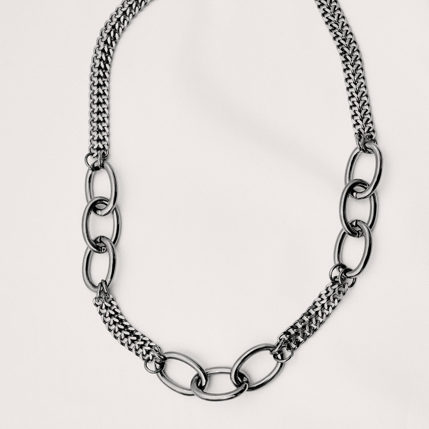 Alesia Necklace