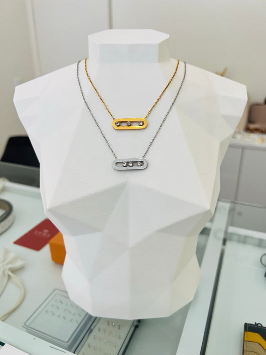 Aniela Three Zircon Necklace