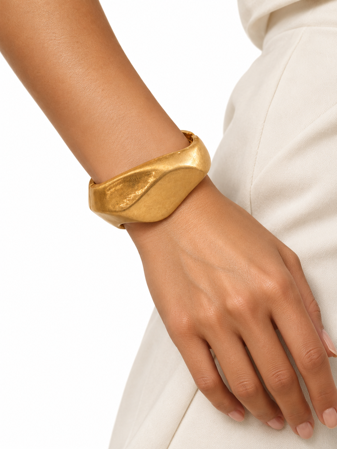 Elia Handcuff
