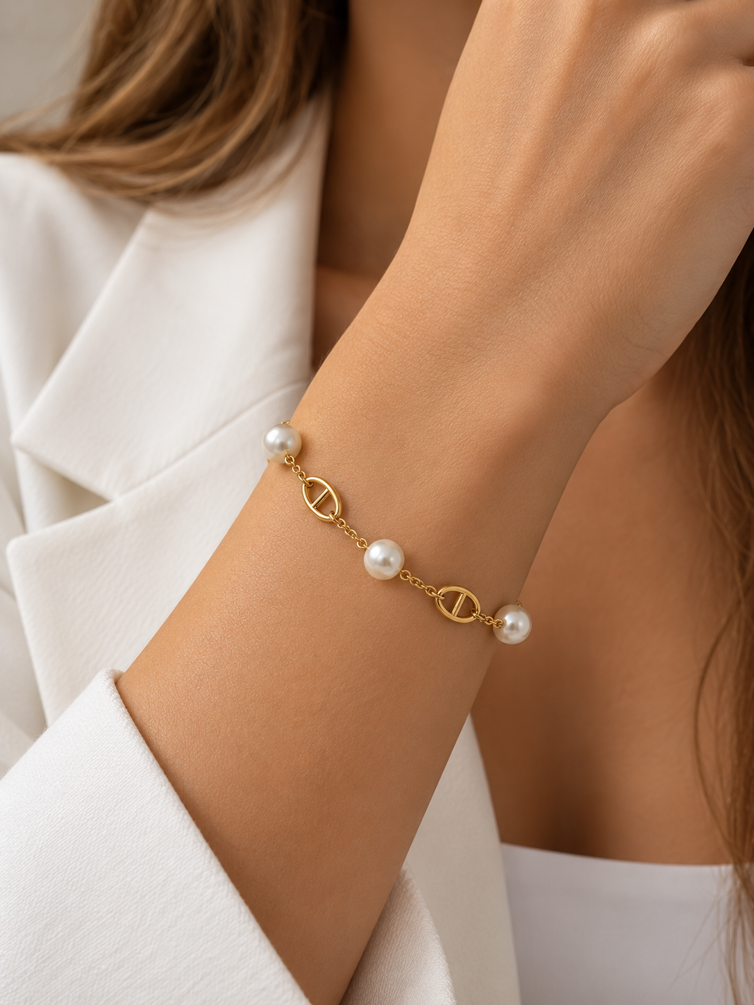 Thekla Pearl Bracelet