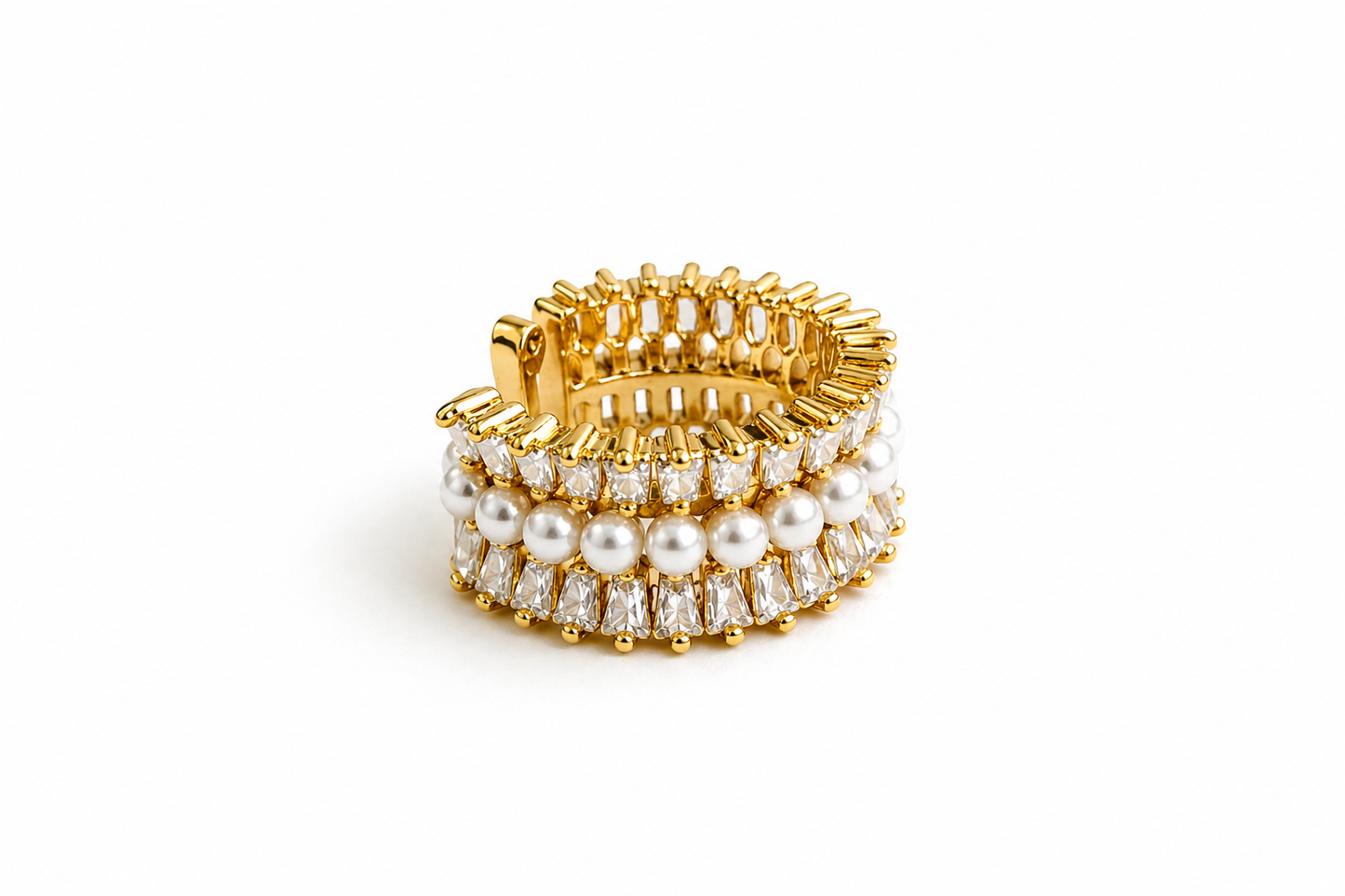 Pearly Ear Cuff