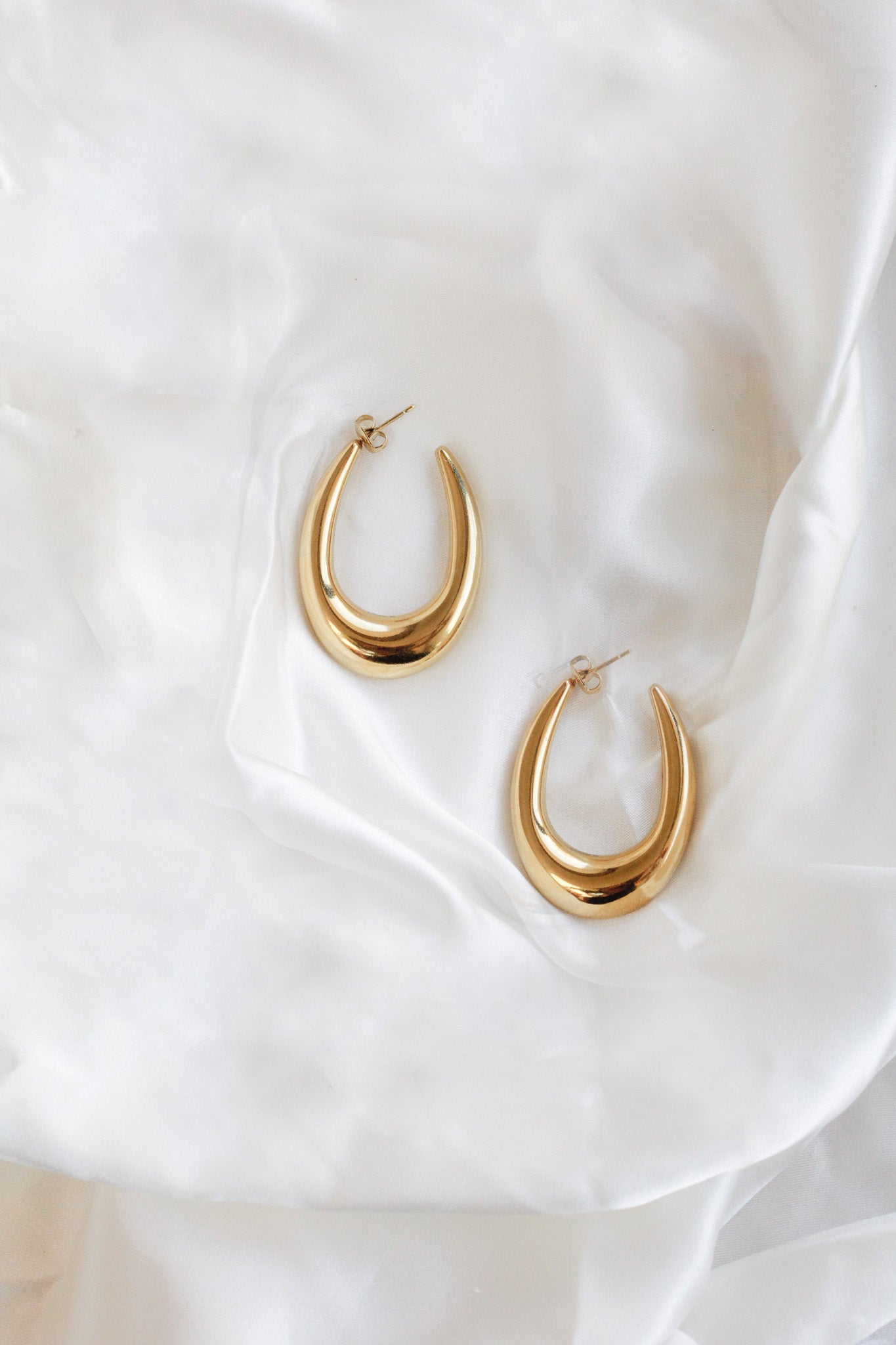 Oval Hoop Earrings