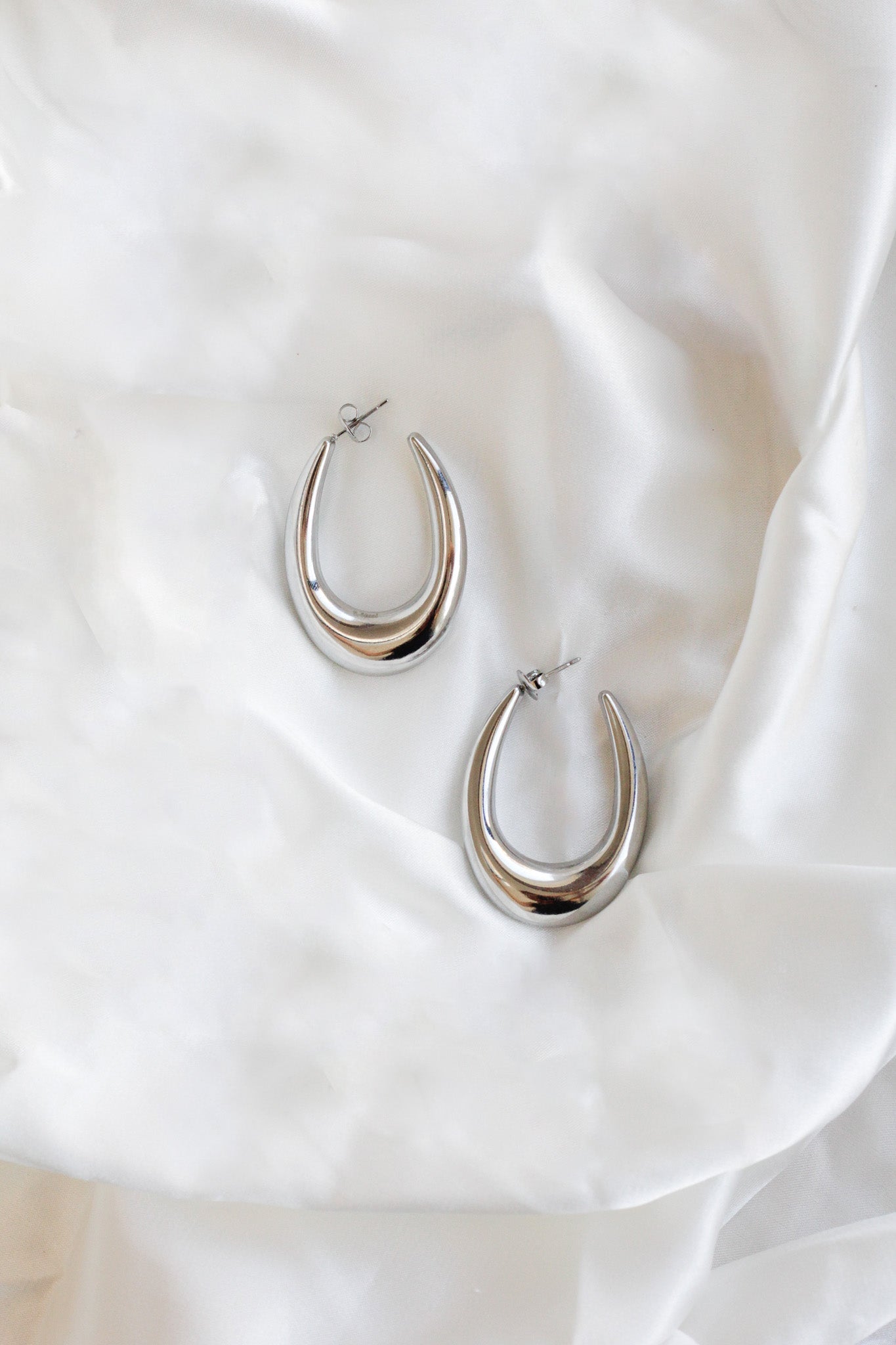 Oval Hoop Earrings