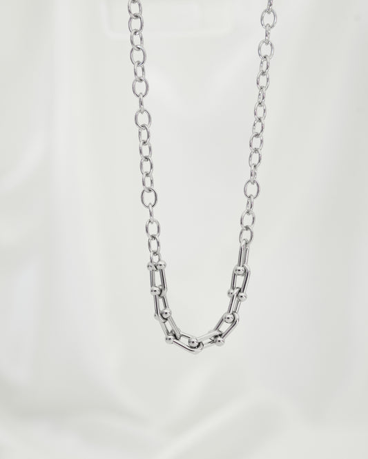 Isioni Necklace