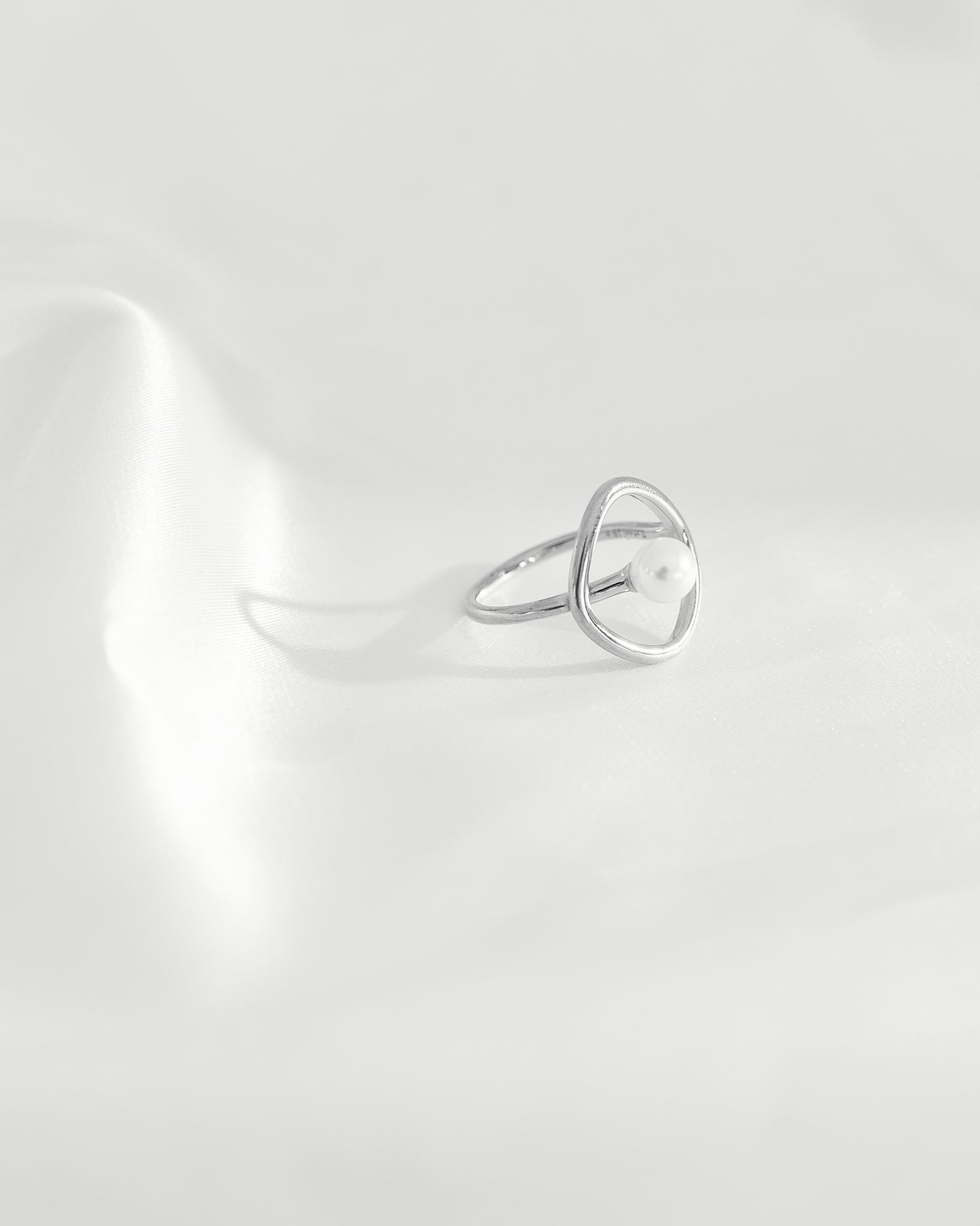 Pearl Ring